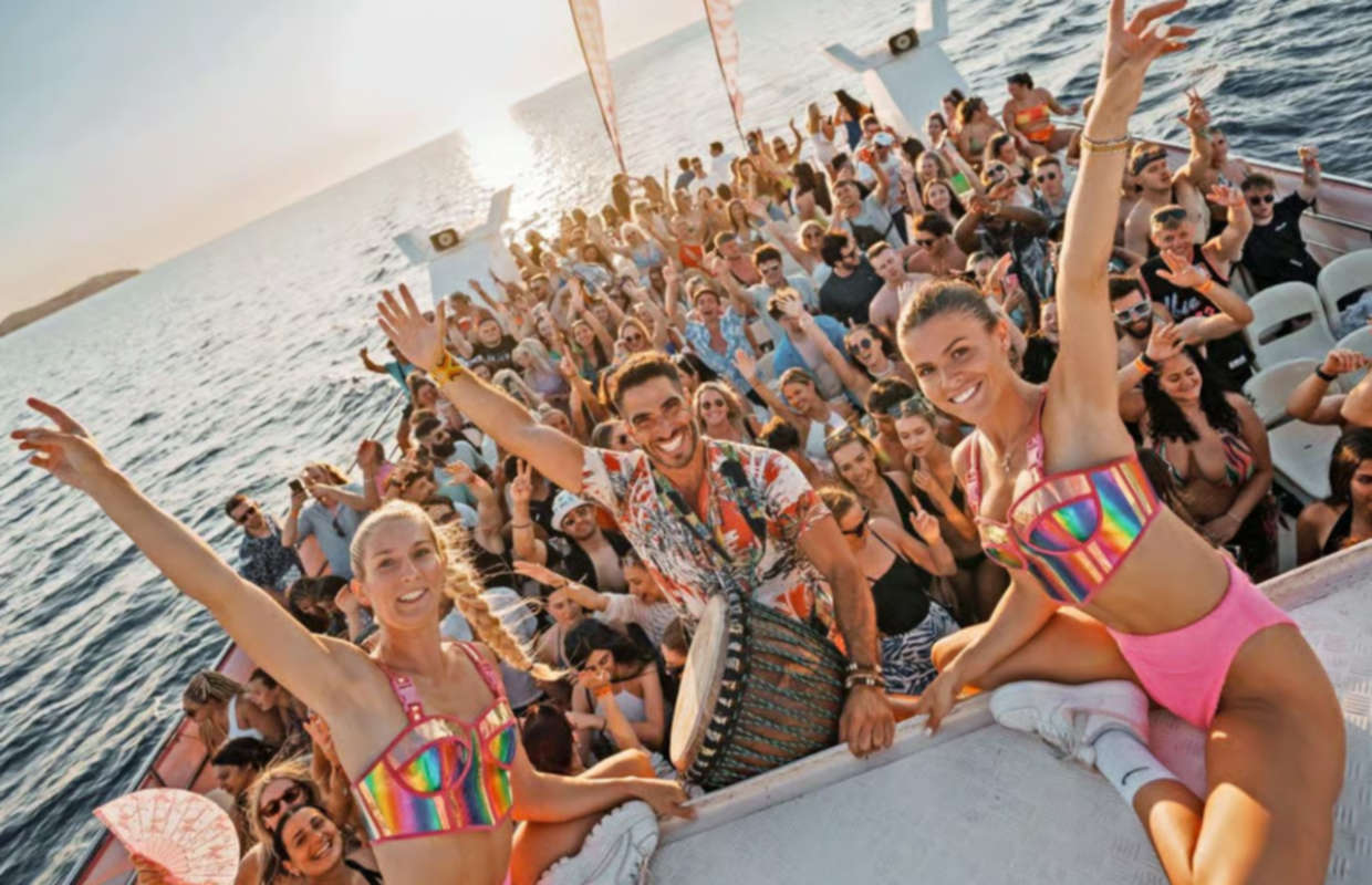 Ticket: Ibiza Exclusive Sunset Boat Party with 3 Drinks and 2 Clubs